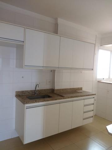 Apartamento de 3 quartos para alugar no Edifício Paulista Class, 114,98 m², bairro Jardim Paulista, Zona Oeste de Ribeirão Preto