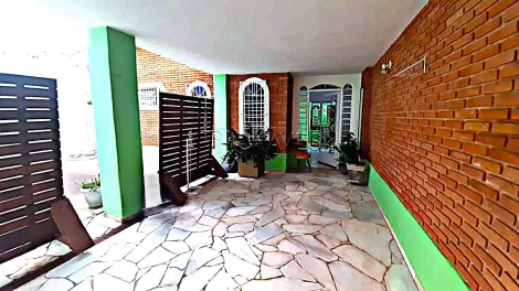 Casa de 3 quartos para alugar, 253,06 m², bairro Jardim Itamarati em Ribeirão Preto