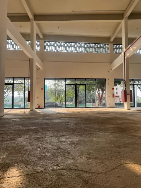 Galpão comercial de 67,72 m² para alugar na Av. Caramuru, bairro Jardim Sumaré em Ribeirão Preto