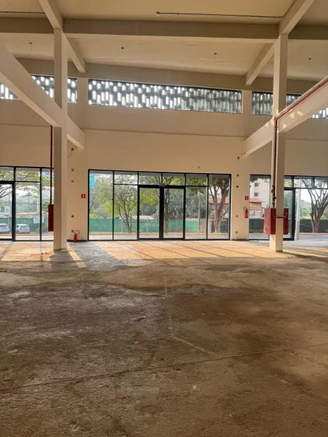 Galpão comercial de 67,72 m² para alugar na Av. Caramuru, bairro Jardim Sumaré em Ribeirão Preto