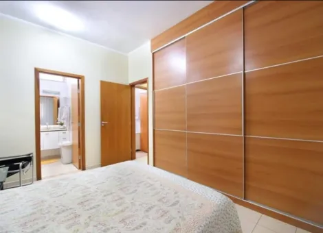 Sobrado de 262,02m² de 3 dormitórios à Venda no Condomínio Nova Aliança, Zona Sul de Ribeirão Preto