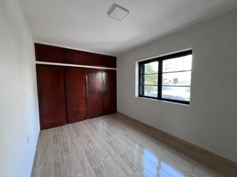 Casa comercial de 3 salas para alugar no bairro Vila Seixas, 120 m² em Ribeirão Preto