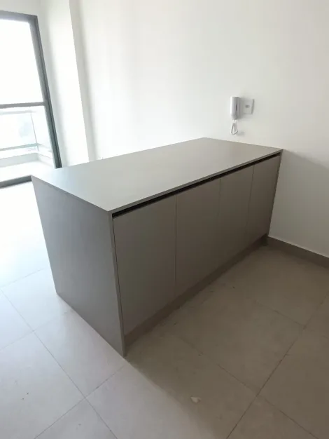 Apartamento semimobiliado de 1 quarto para alugar no condomínio Monte Carmel, 35,08 m² no bairro Jardim Botânico em Ribeirão Preto