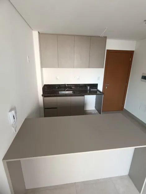 Apartamento semimobiliado de 1 quarto para alugar no condomínio Monte Carmel, 35,08 m² no bairro Jardim Botânico em Ribeirão Preto